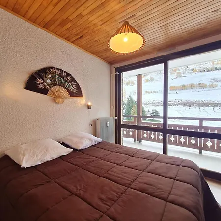 Apartment Eperon 3 By Interhome